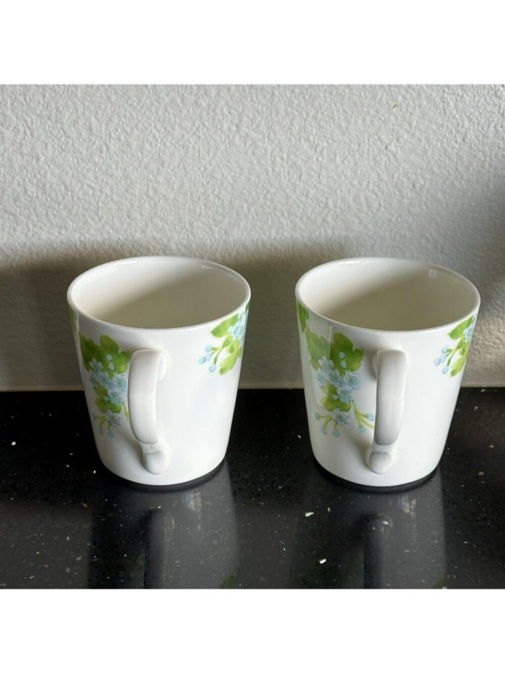 Tiffany & Co. Leaves Mugs SET OF 2 Floral Leaf Indonesia EUC - Picture 5 of 10